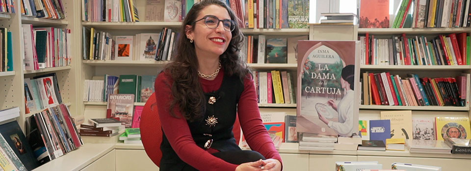 Inma Aguilera, la escritora que ilumina la Sevilla histórica con sus novelas