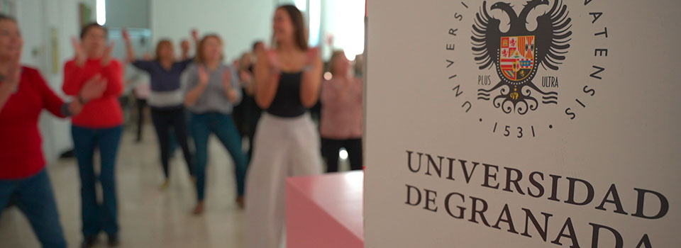 Proyecto intergeneracional en la Universidad de Granada inspirado en el musical Mamma Mia