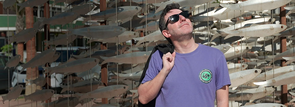 David Navarro: del derecho a los escenarios con humor sin filtros