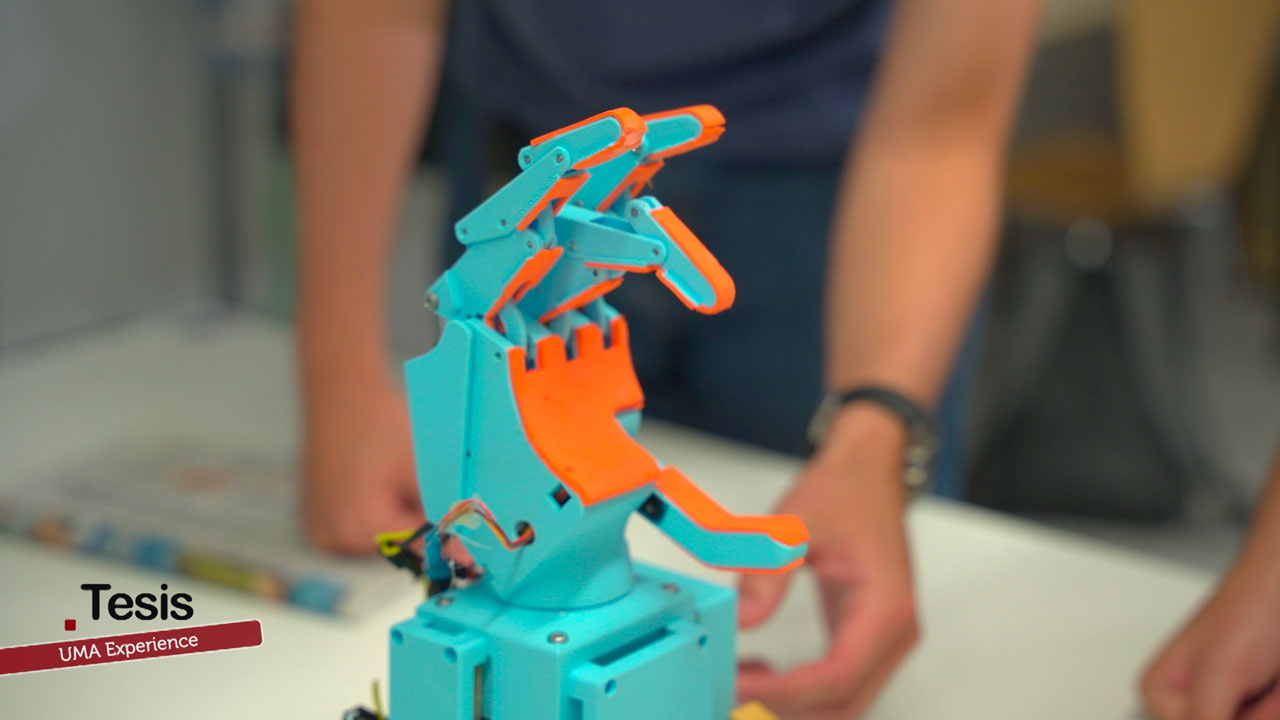 UMA Experience: más de 600 estudiantes aprenden con proyectos y retos reales Más de 600 estudiantes de la UMA cambian las aulas por retos reales para aprender haciendo